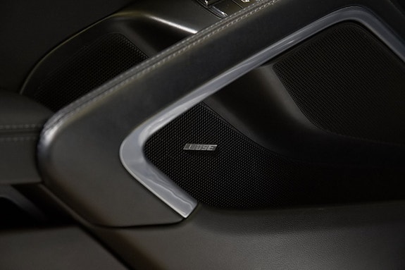 Porsche 911 Turbo S 18 of 21