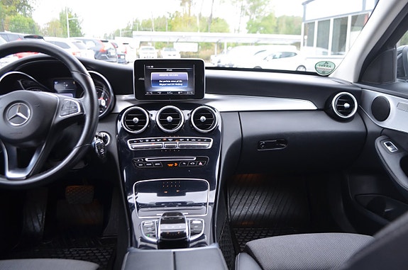 Mercedes-Benz C220 d 18 of 21