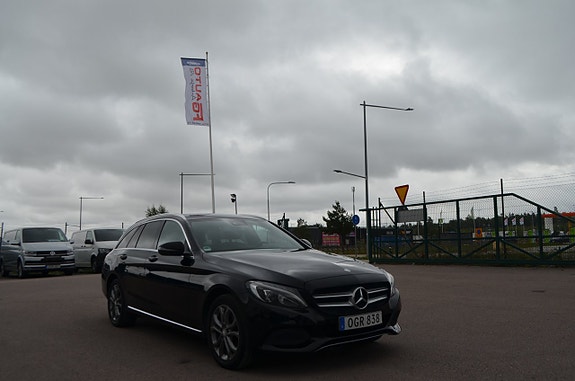 Mercedes-Benz C220 d 16 of 21