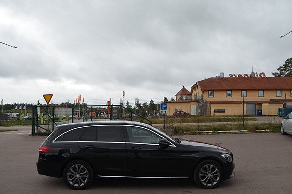 Mercedes-Benz C220 d 14 of 21