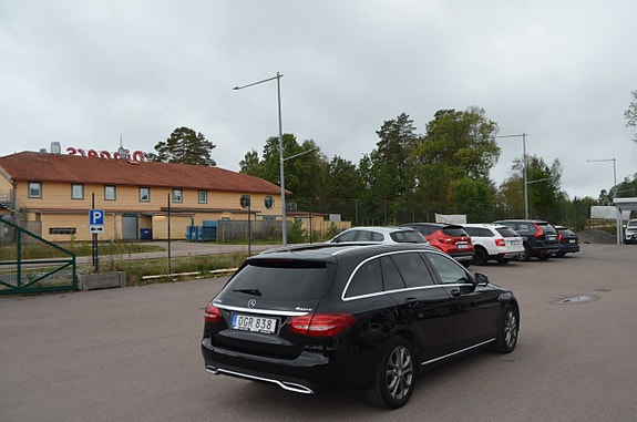 Mercedes-Benz C220 d 12 of 21