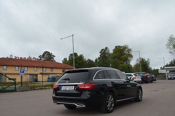 Mercedes-Benz C220 d 13 of 21