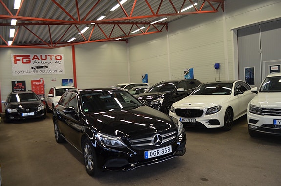 Mercedes-Benz C220 d 3 of 21