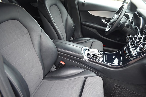 Mercedes-Benz C220 d 17 of 21