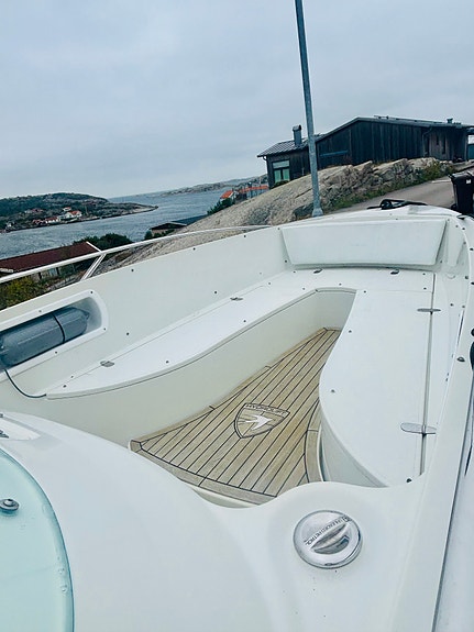 Hydrolift S-24 SUN, Mercruiser 4.3 mpi -2003 4 of 5