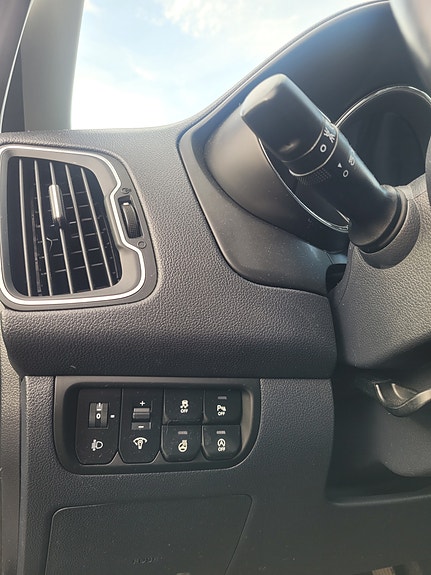 Kia Rio 10 of 15