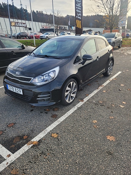 Kia Rio 2 of 15