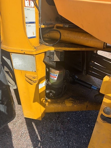 JCB 426 5 of 6