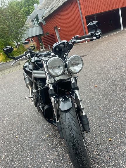 Triumph Speed Triple 3 of 6