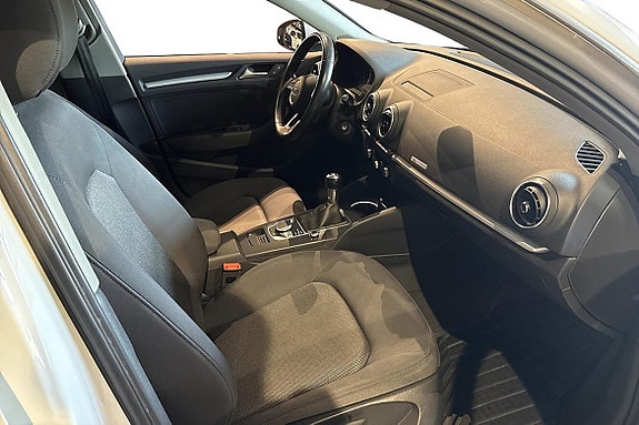 Audi A3 9 of 16