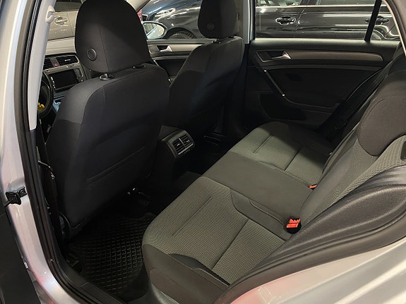 Volkswagen Golf I 13 of 19
