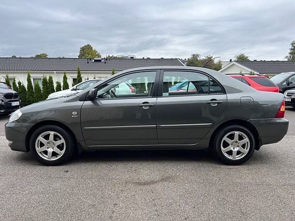 Toyota Corolla 6 of 17