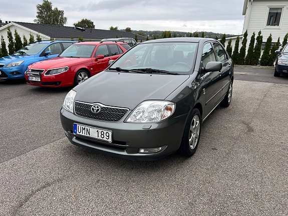 Toyota Corolla 4 of 17