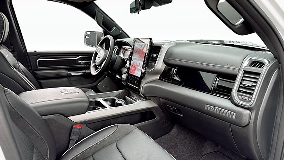 Dodge RAM 1500 3 of 9