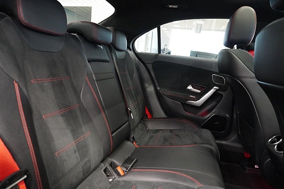 Mercedes-Benz A35 14 of 21