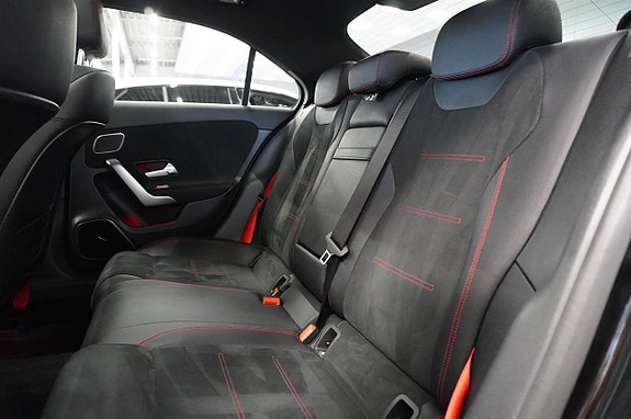 Mercedes-Benz A35 15 of 21