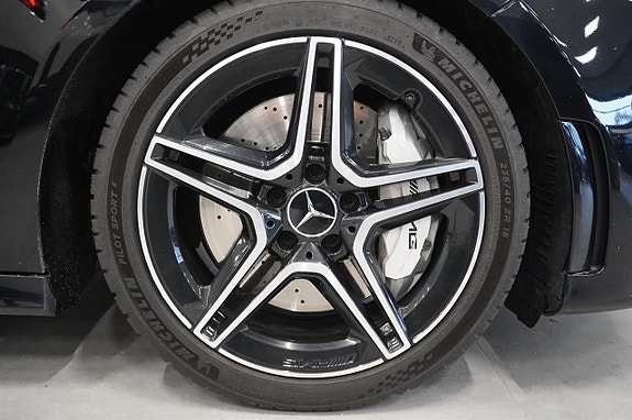 Mercedes-Benz A35 16 of 21