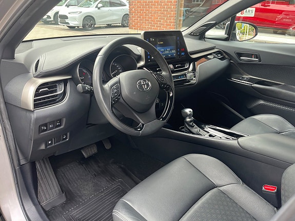 Toyota C-HR 9 of 10