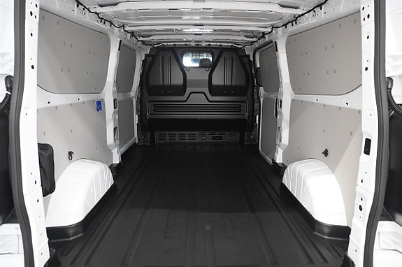 Ford Transit Custom 5 of 8