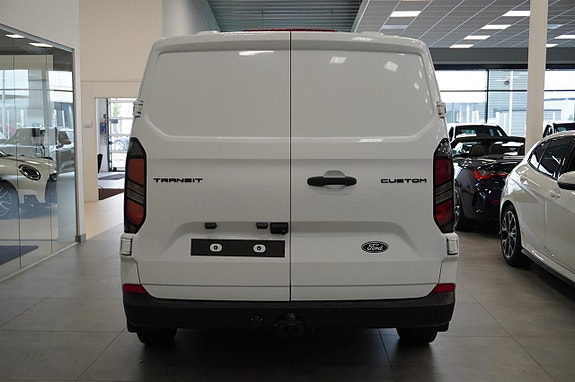 Ford Transit Custom 7 of 8