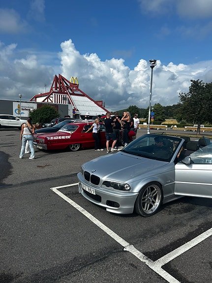 BMW 325Ci 5 of 7