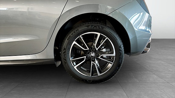 Skoda Fabia 4 of 10