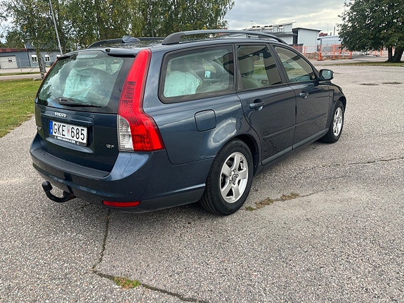Volvo V50 5 of 20
