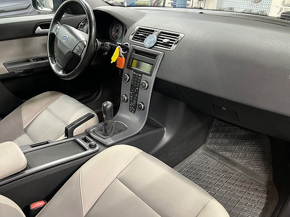 Volvo V50 11 of 20
