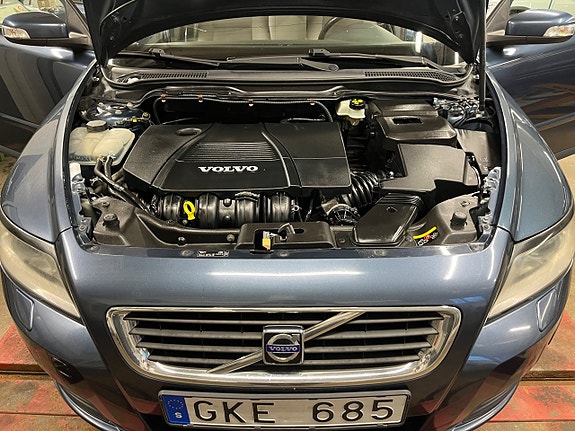 Volvo V50 9 of 20