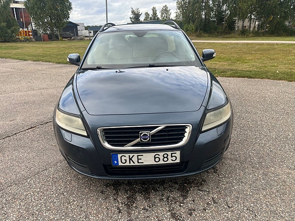 Volvo V50 8 of 20