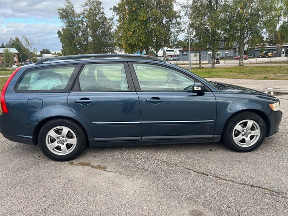 Volvo V50 6 of 20
