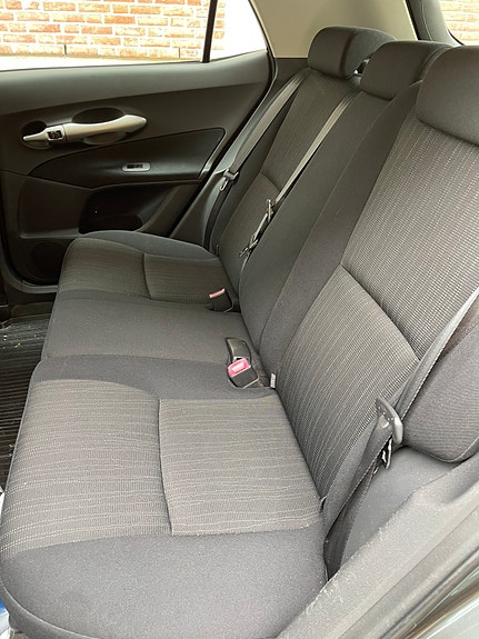 Toyota Auris 3 of 4