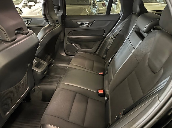 Volvo V60 19 of 24