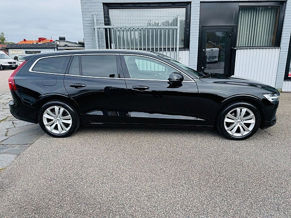 Volvo V60 10 of 24