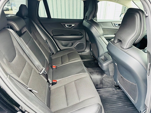 Volvo V60 6 of 24