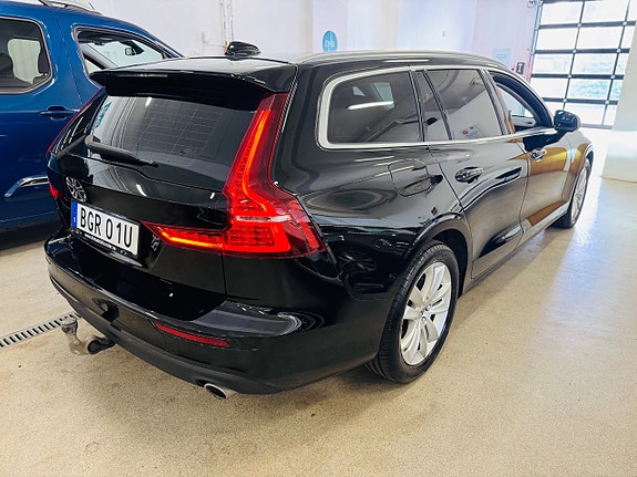 Volvo V60 15 of 24