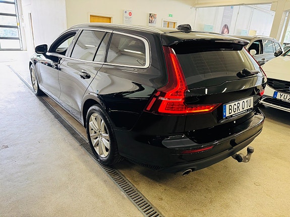 Volvo V60 16 of 24