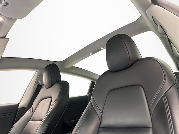 Tesla Model 3 12 of 30