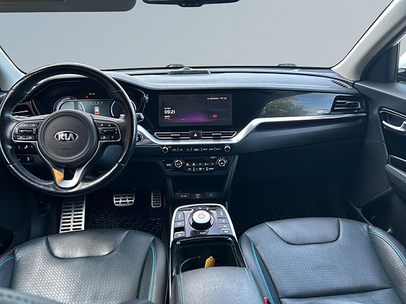 Kia Niro 8 of 25