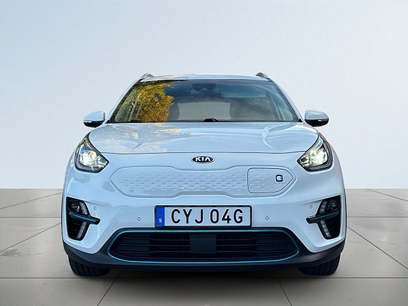 Kia Niro 2 of 25