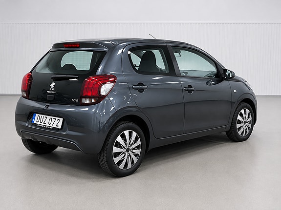 Peugeot 108 2 of 7