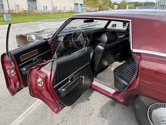 Ford Galaxie 10 of 18