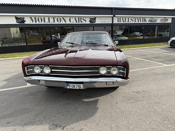 Ford Galaxie 2 of 18