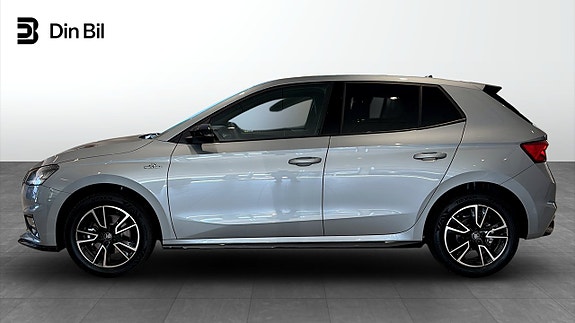 Skoda Fabia 2 of 10