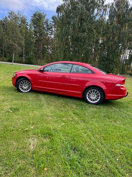 Volvo C70 3 of 4