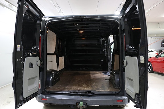 Renault Trafic 4 of 13