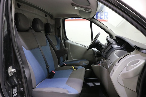 Renault Trafic 6 of 13