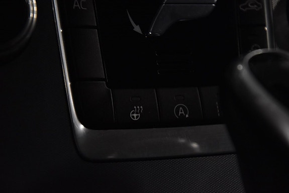 Volvo XC60 18 of 23
