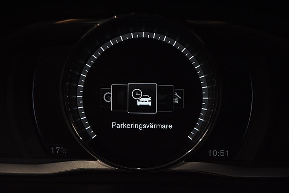 Volvo XC60 19 of 23