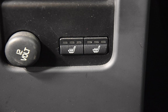 Volvo XC60 15 of 23